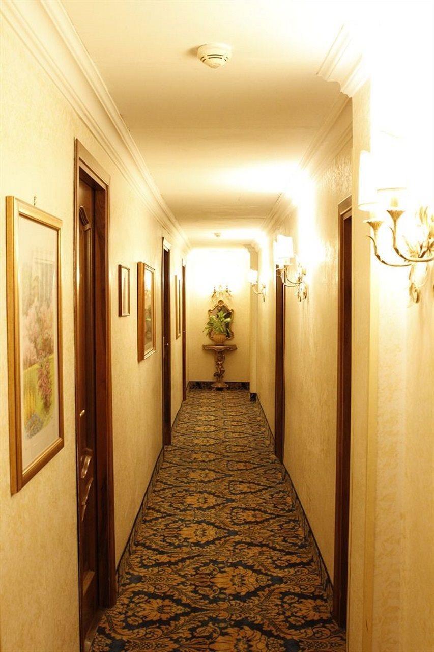 Hotel Pace Helvezia Рим Экстерьер фото