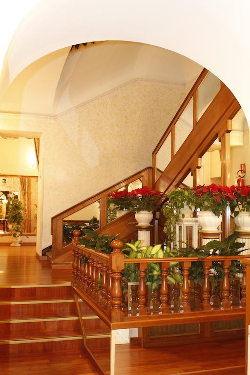 Hotel Pace Helvezia Рим Экстерьер фото